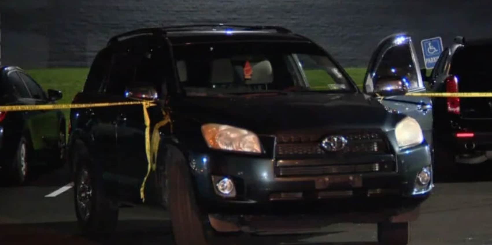 Packing Pizza Delivery Driver Foils Armed Robbery After Being Forced into His Backseat