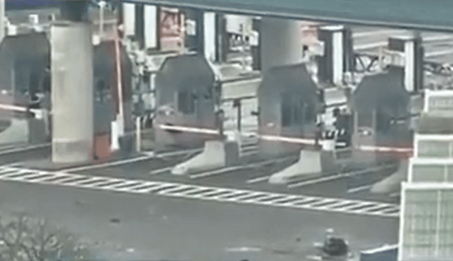 Vehicle Explodes At US/Canada Border, Officials Say No Indication Of A Terrorist Attack