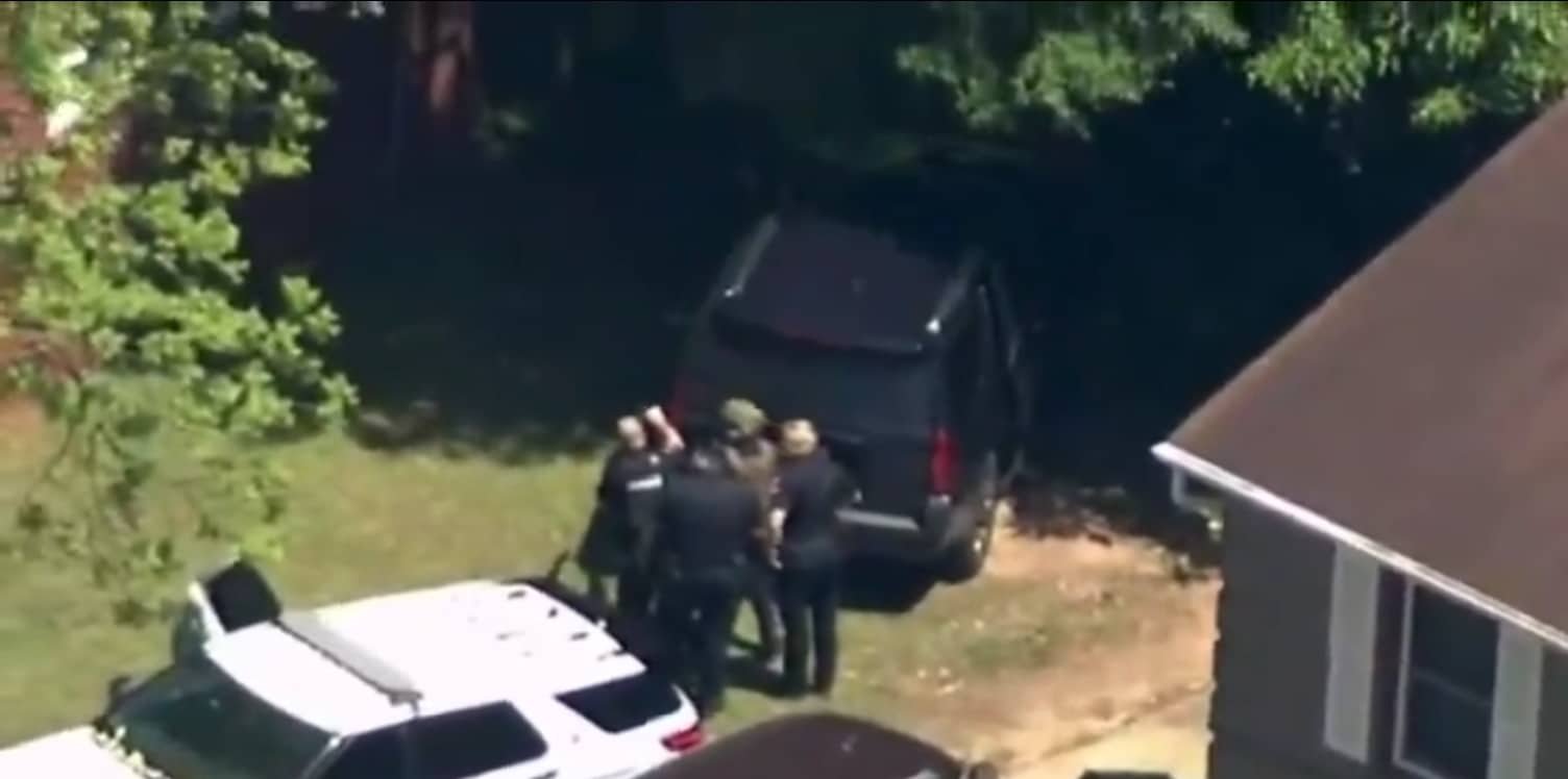 Update: 8 Officers Shot, 4 Fatally, in Charlotte Shootout With Suspects