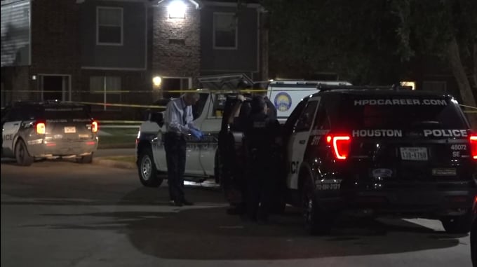 Pizza Delivery Driver Fatally Shoots Customer During Confrontation