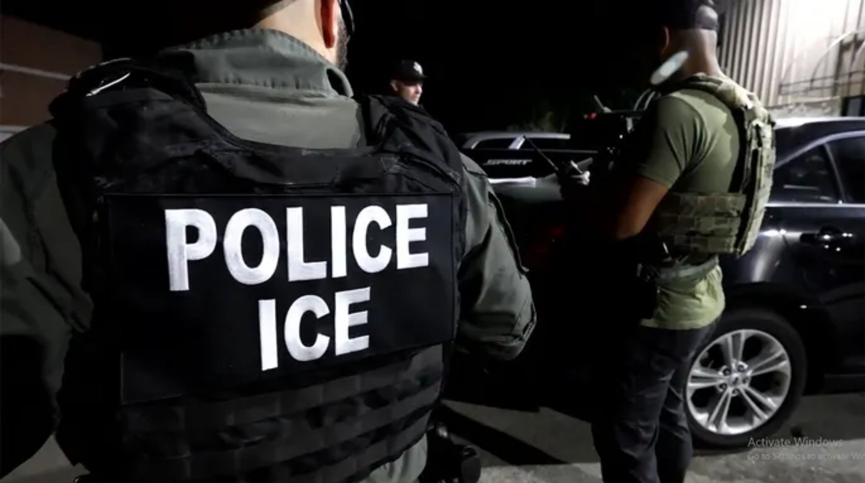 ICE and FBI Capture 8 Tajik Nationals with ISIS Ties After They Crossed Border