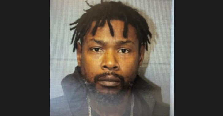 Knife Vs. Gun: Armed Citizen Stops Knife Attack in Parking Lot