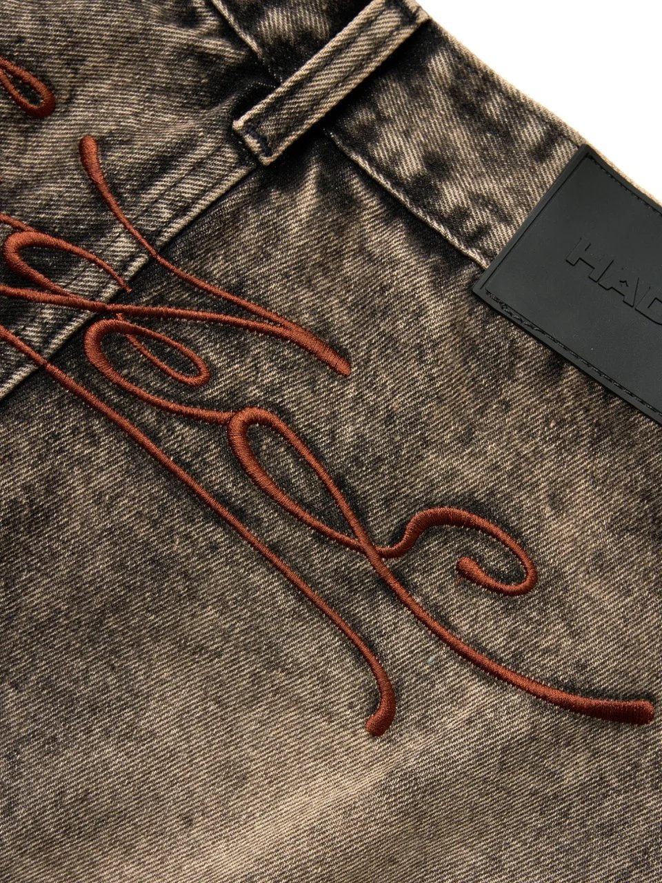 HADES Bermude Wash Jean Shorts