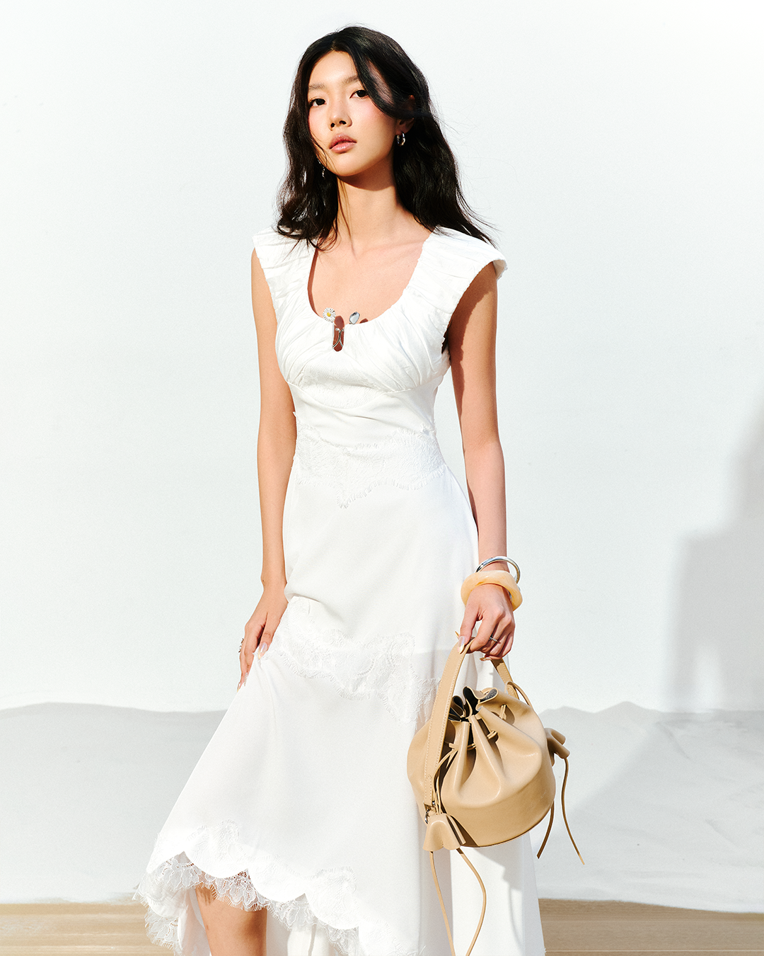 DEAR JOSÉ Moon River Sateen 緞面褶皺蕾絲中長連身裙