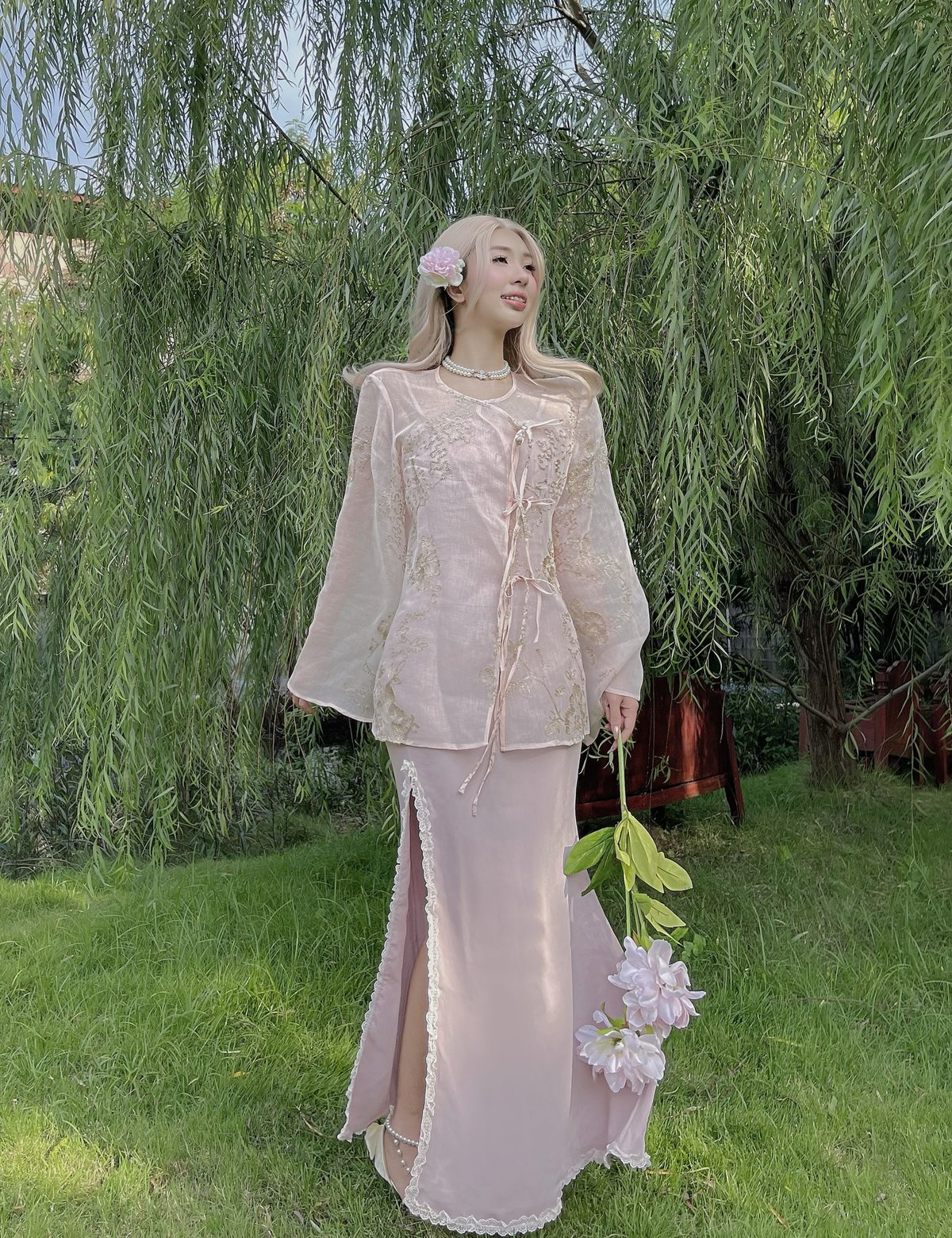 Bandarsaya Lilia Traditional Set - Mauve Pink Mermaid Dress & Peach Embroidered Jacket