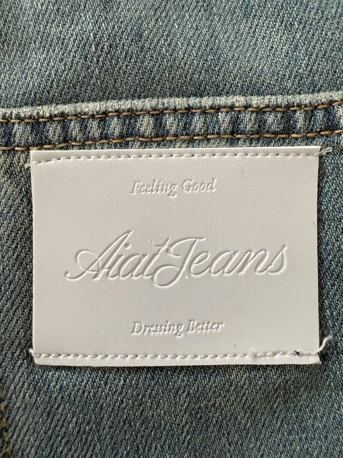 AIAI AWF 摺疊腰部蠟染破洞寬版牛仔褲