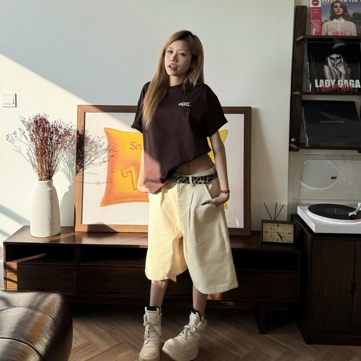 OUTERITY Iconic Kaki 寬鬆中長款短褲