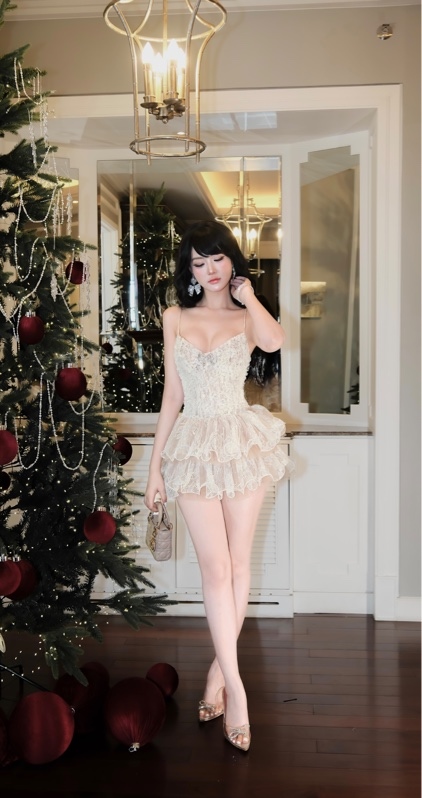 THAOBIBI Lace Tiered Ruffle Mini Dress
