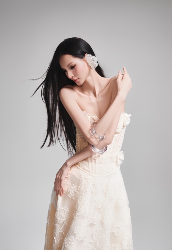 THAOBIBI 蕾絲鑲鑽抹胸長裙