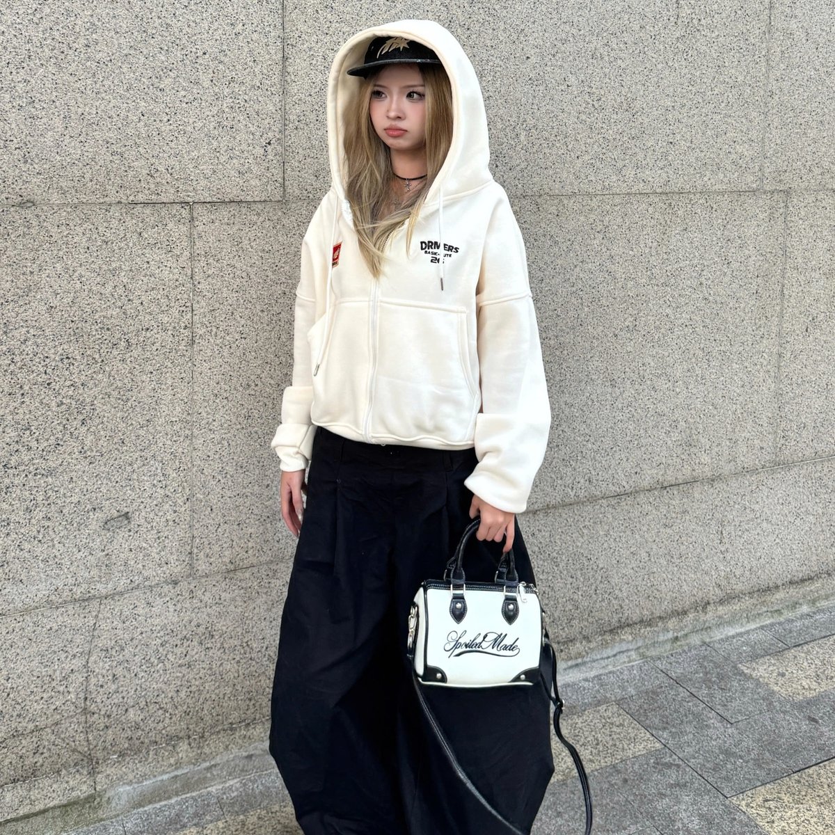 OUTERITY Signature 26 DREAM HORSE 系列 連帽拉鍊外套 Boxy 版型 厚實刷毛 男女通用