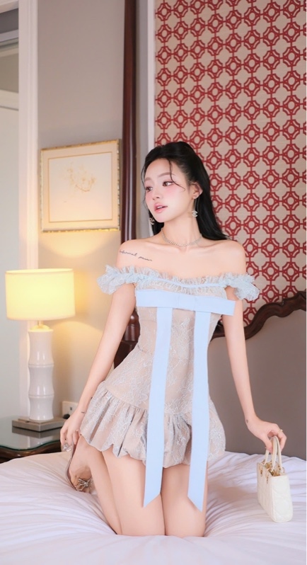 THAOBIBI Embroidered Lace Bow Mini Dress