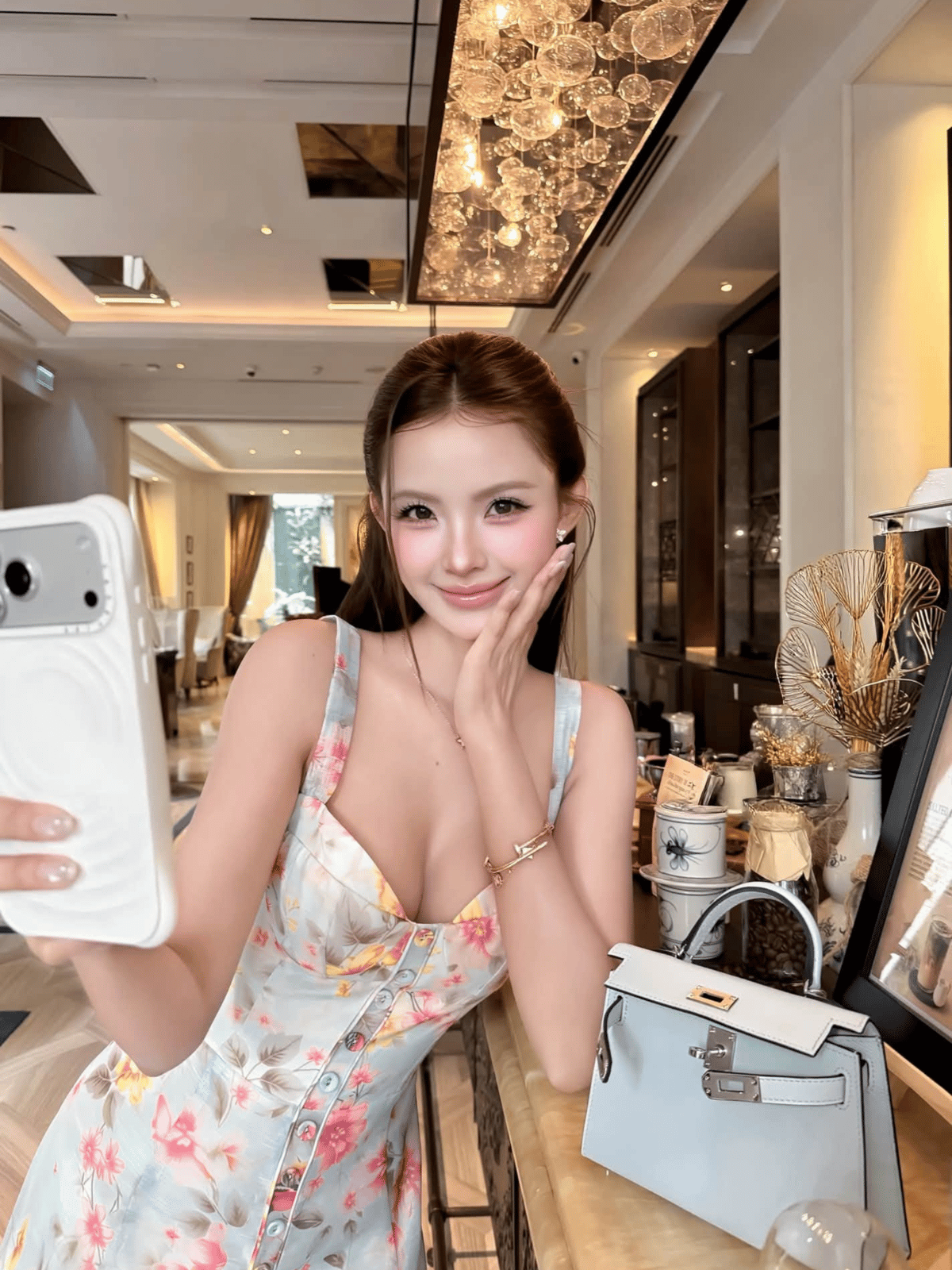 Tran Ali 花卉鈕扣細肩帶連身裙