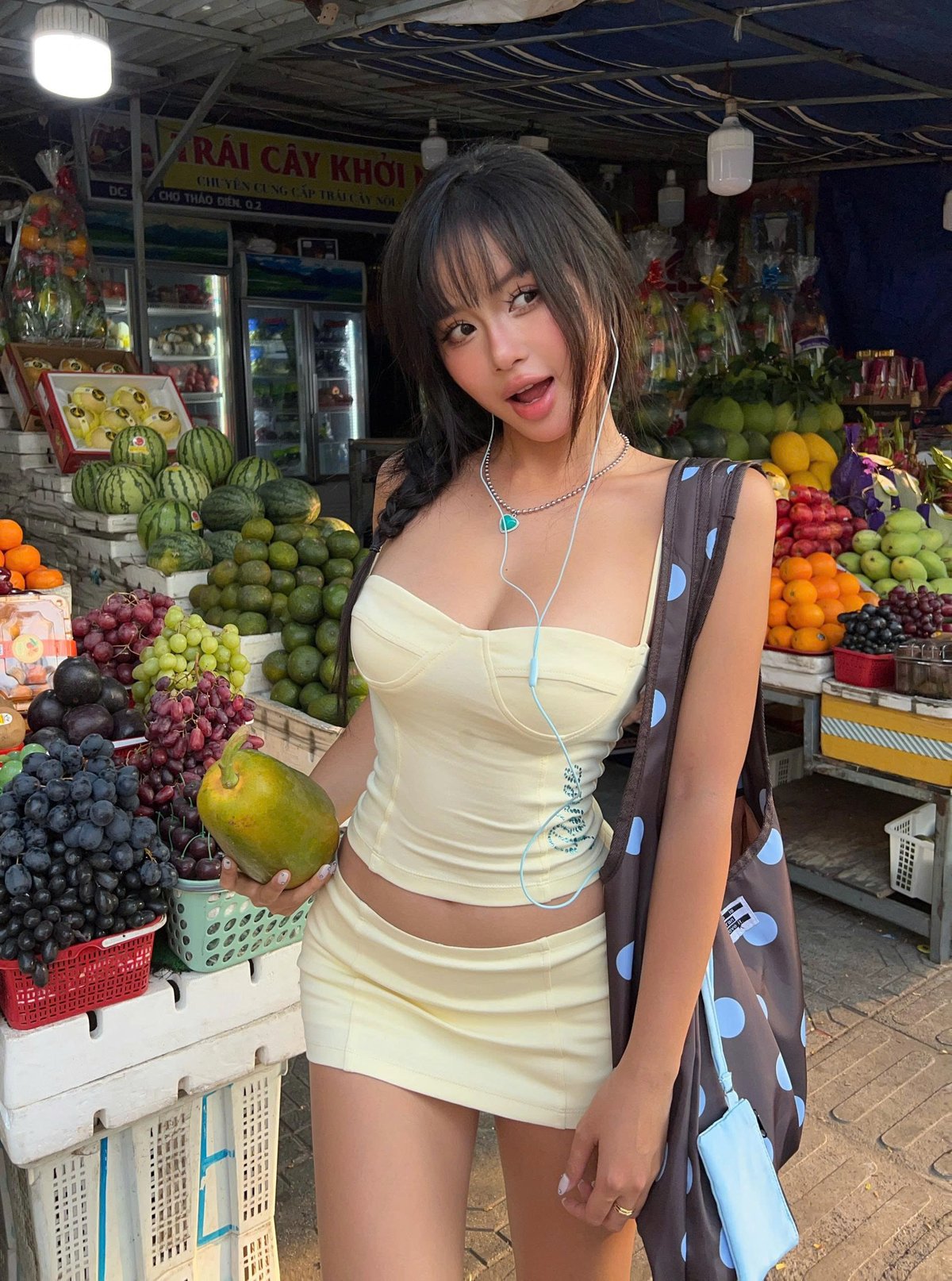 TWENTI Renee 鑲鑽束身背心