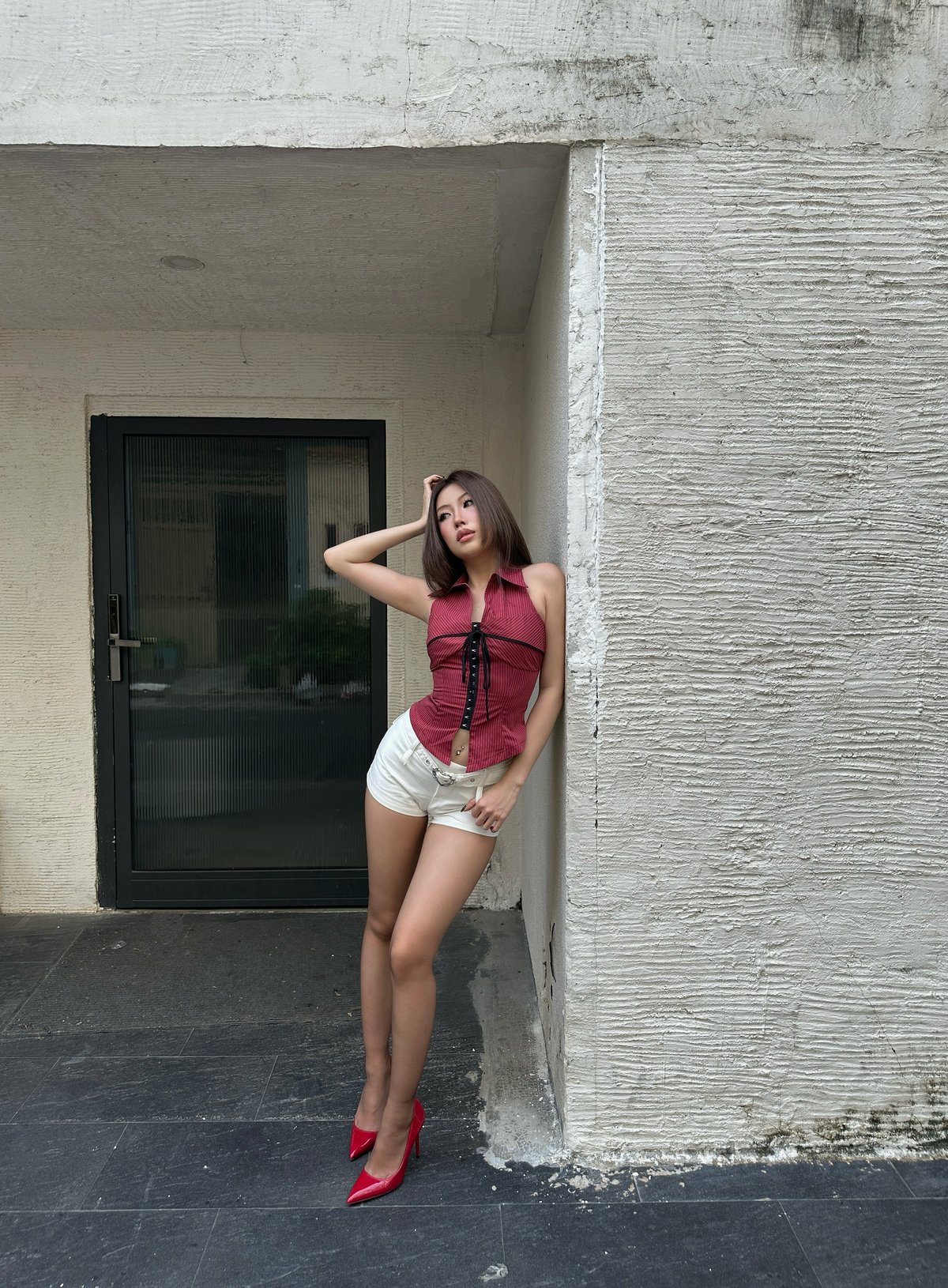 AIAI OFFICIAL Ivy Halter Top 綁帶設計背心式掛脖上衣