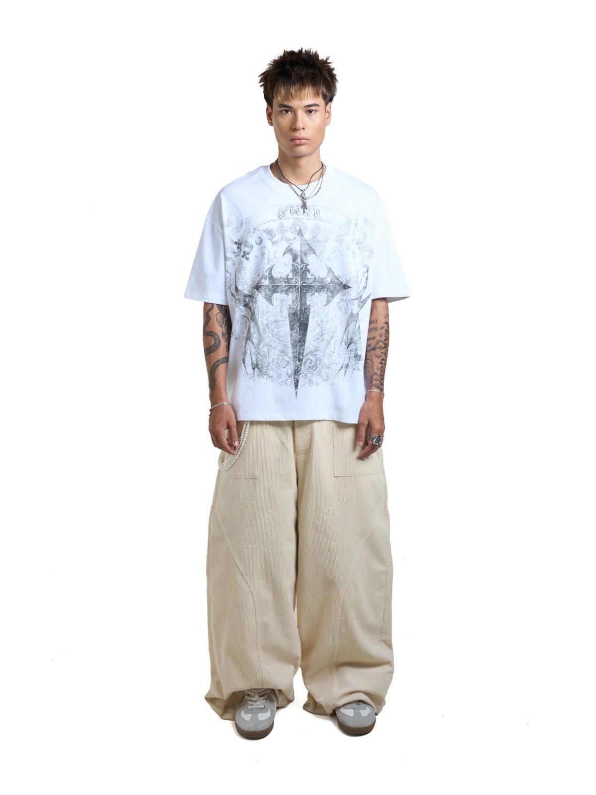 HADES SAINT’S DAGGER Graphic Tee