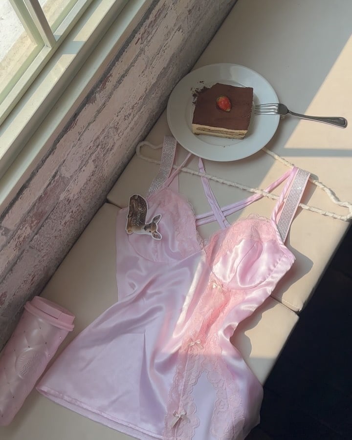Bandarsaya Audrey Shine Strap 亮片細肩帶背心