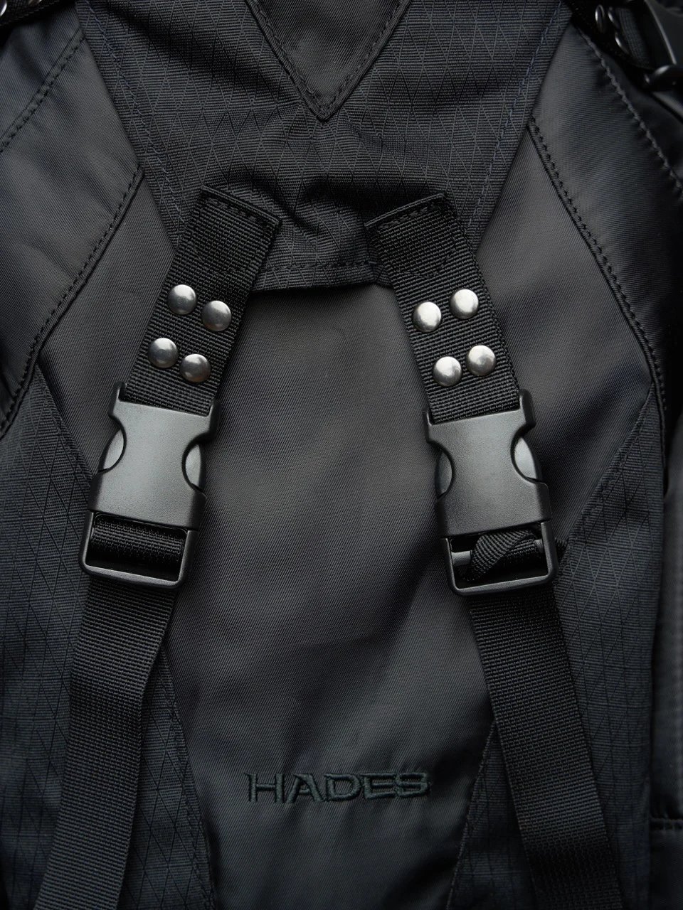 HADES Quilted Armor 背包