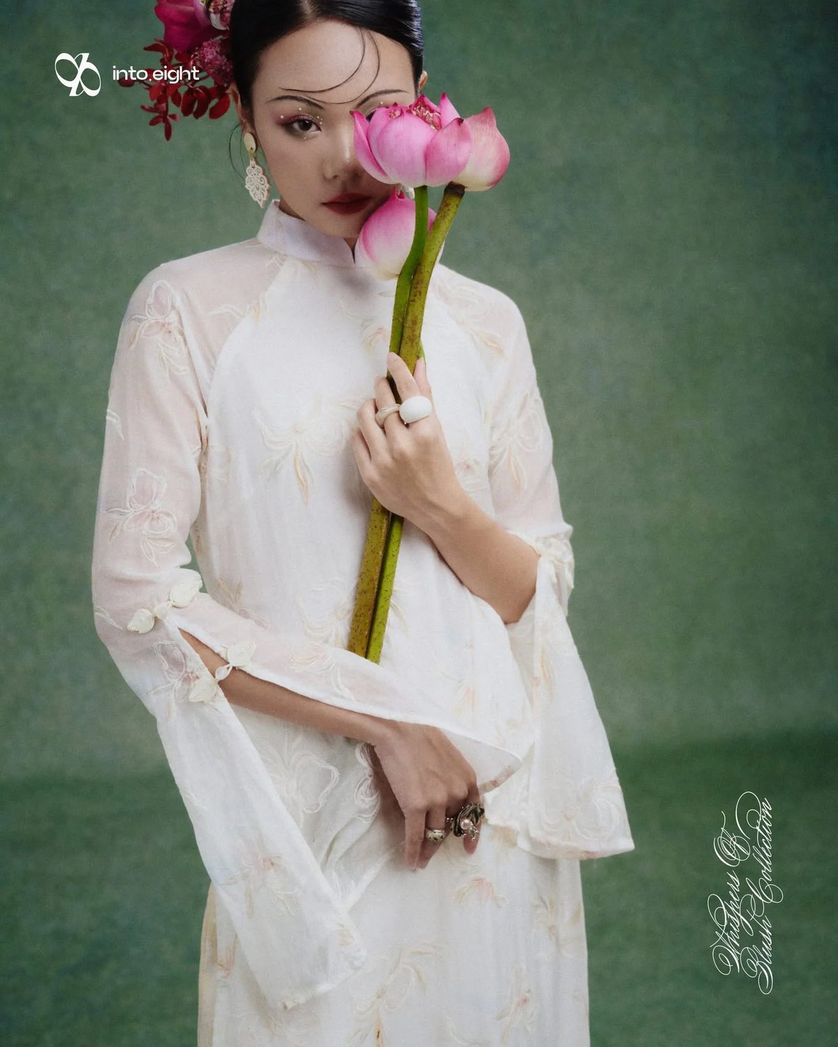 Áo Dài Yên 刺繡歐根紗長裙
