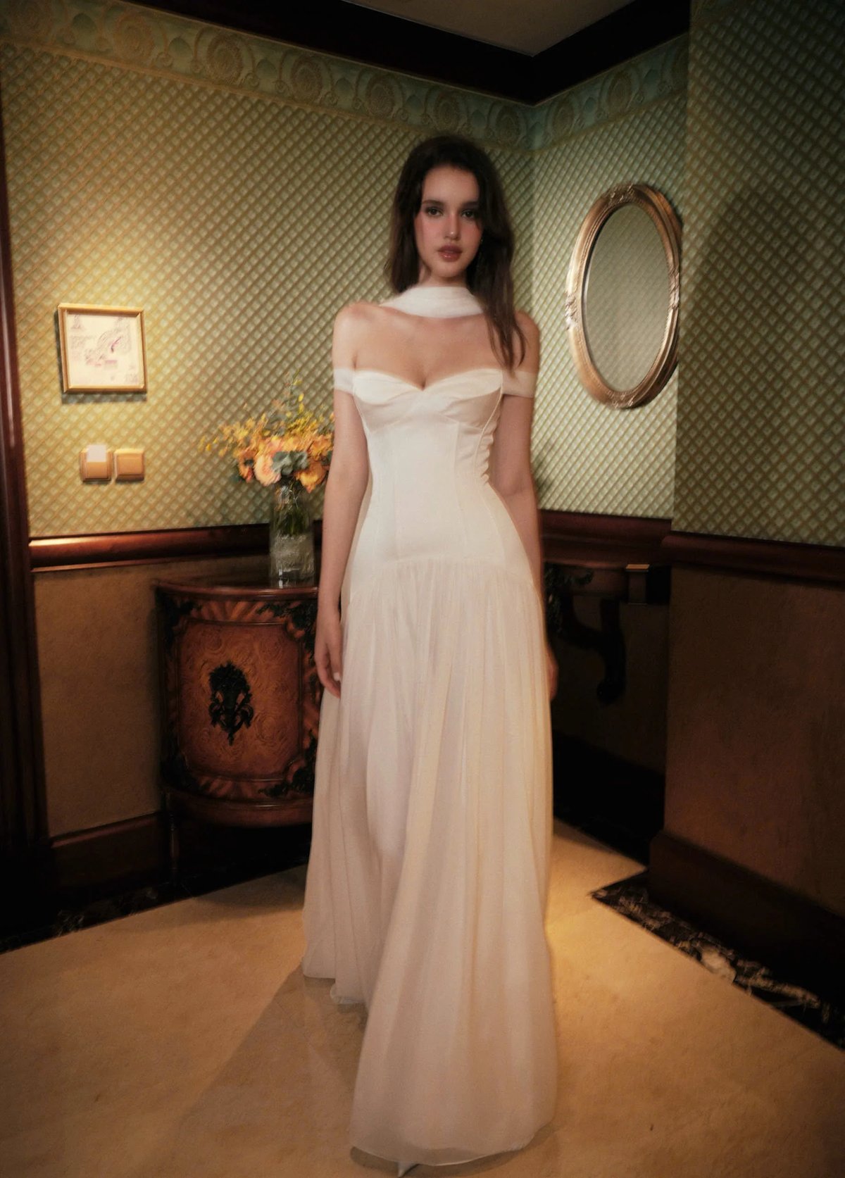 KISSERINE ANASTASIA GOWN