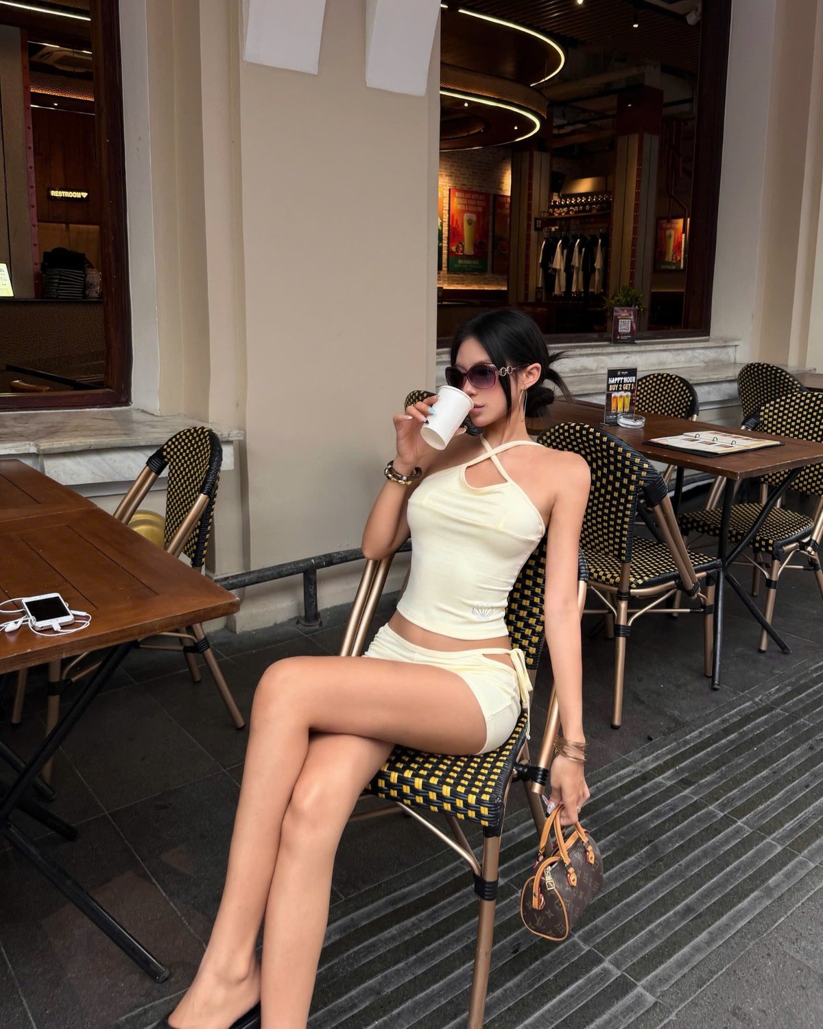 KILL SYSTEM EROL 碎鑽交叉細肩帶上衣配蝴蝶結短褲套裝