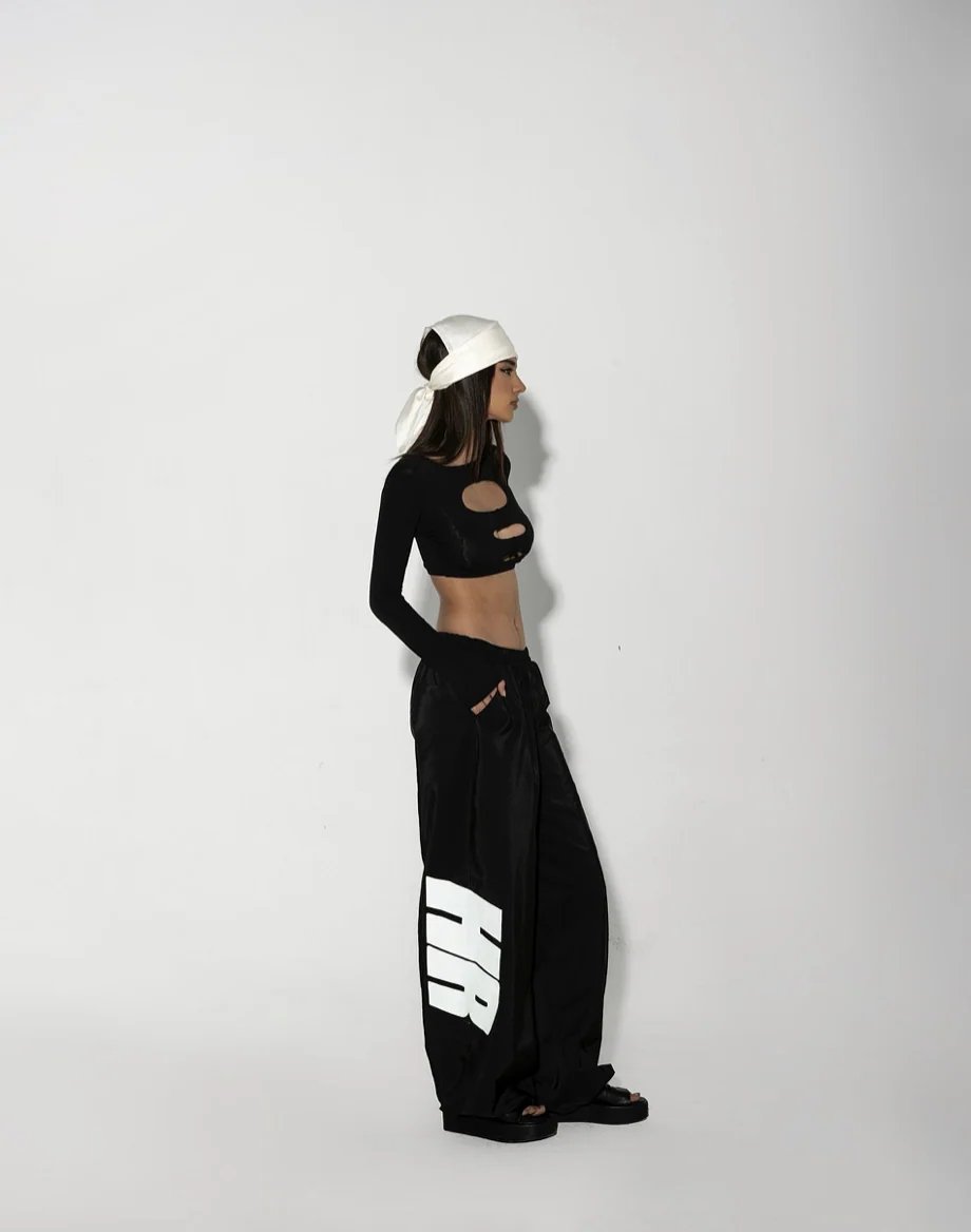 HUELLEYROSE RUM Cut-out 長袖露臍上衣