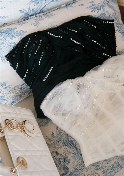THAOBIBI Embellished Strapless Tube Top