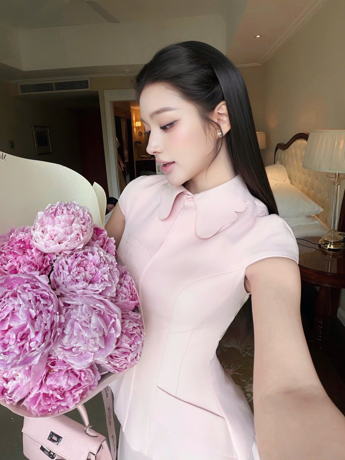 CHOU CHOU 優雅領口兩件套裙裝