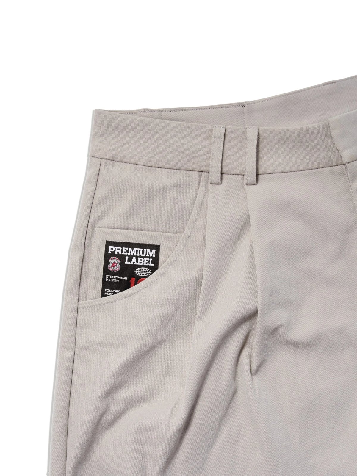 HADES Pleated Casual Shorts - Beige