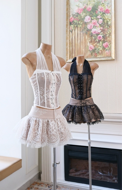 THAOBIBI Lace Lace-up Two-Piece Set