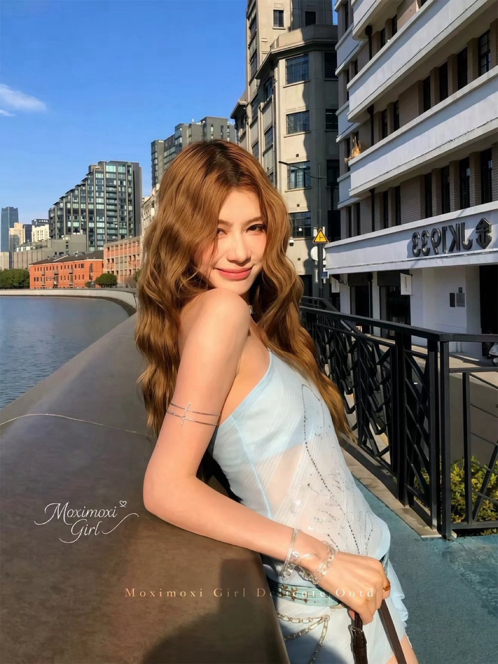 Moxi Mikki Set