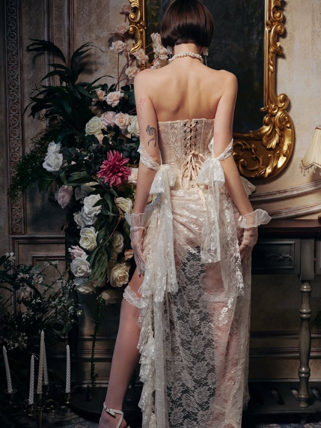 NINISESI Anita Set Lace Sweet Romantic Outfit