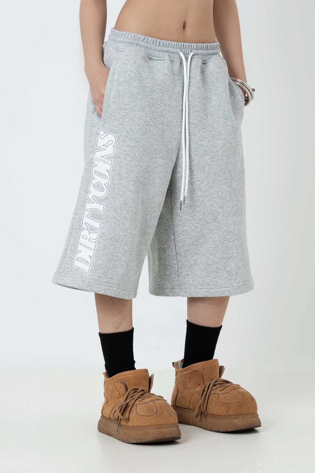 DIRTYCOINS Logo Patched Baggy Sweatshorts