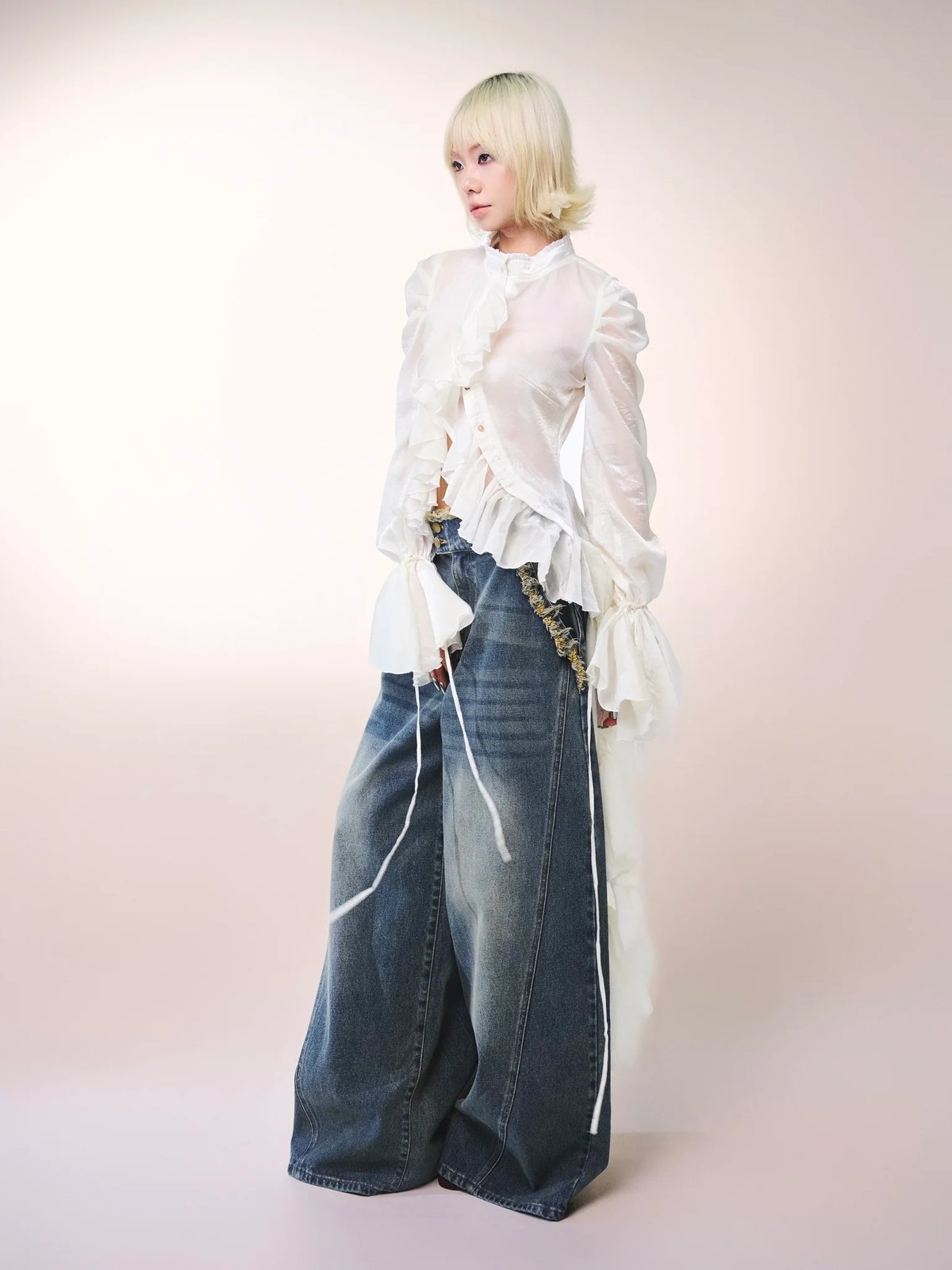 INTO.EIGHT Ophelia Sheer Ruffle Layering Jacket 白色 輕盈透膚荷葉邊長款外套