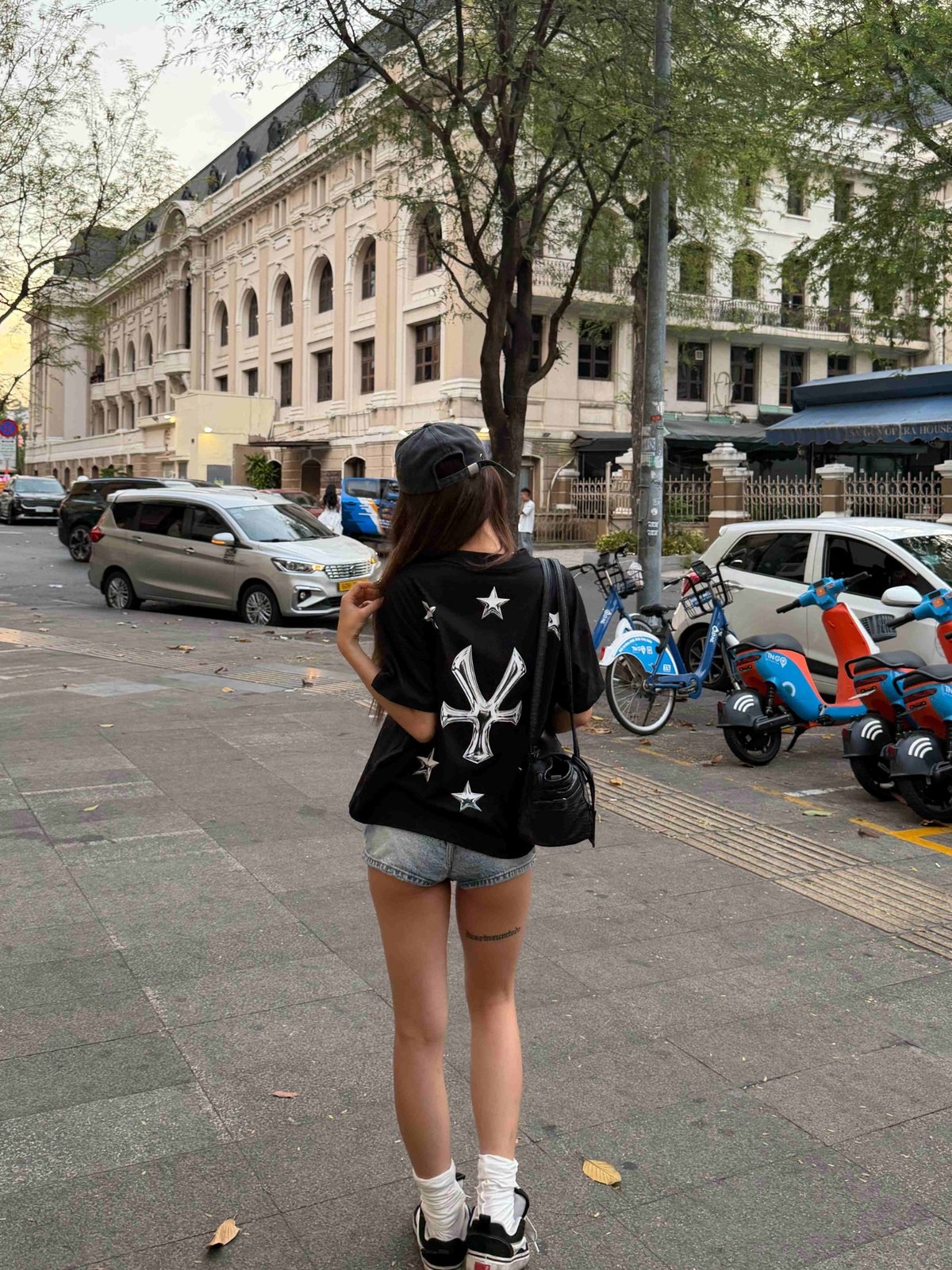 DIRTYCOINS Dico Star Emblem T-Shirt