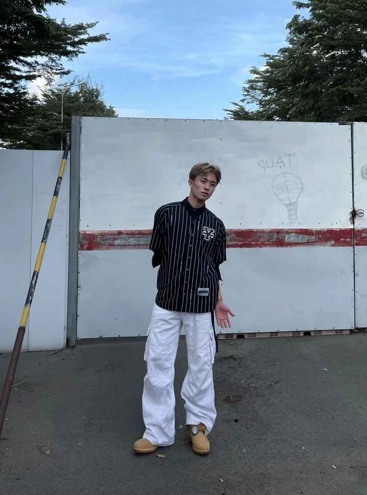 DIRTYCOINS Baseball Striped Shirt