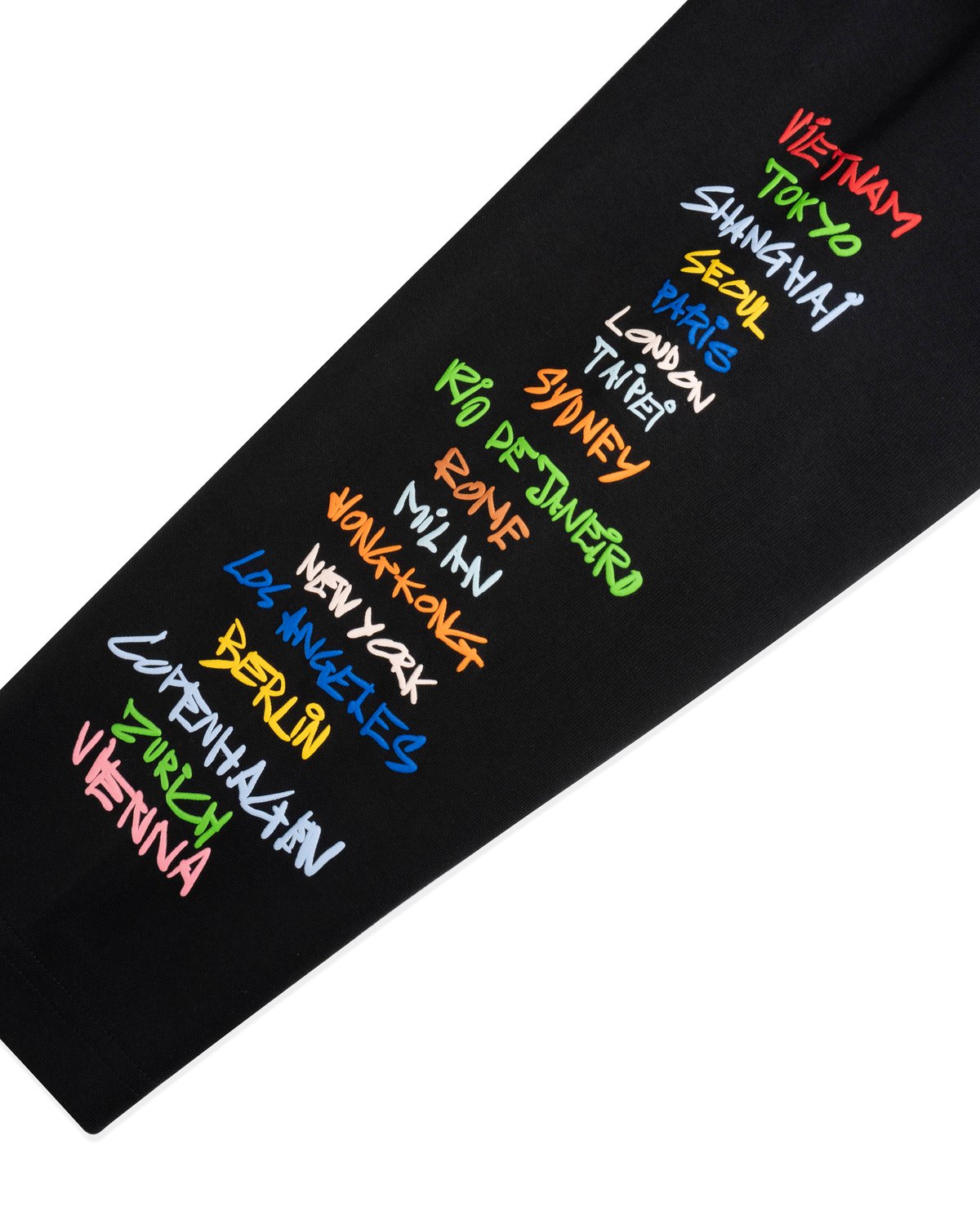 Levents® Travel Cities Long Sleeve Boxy Tee
