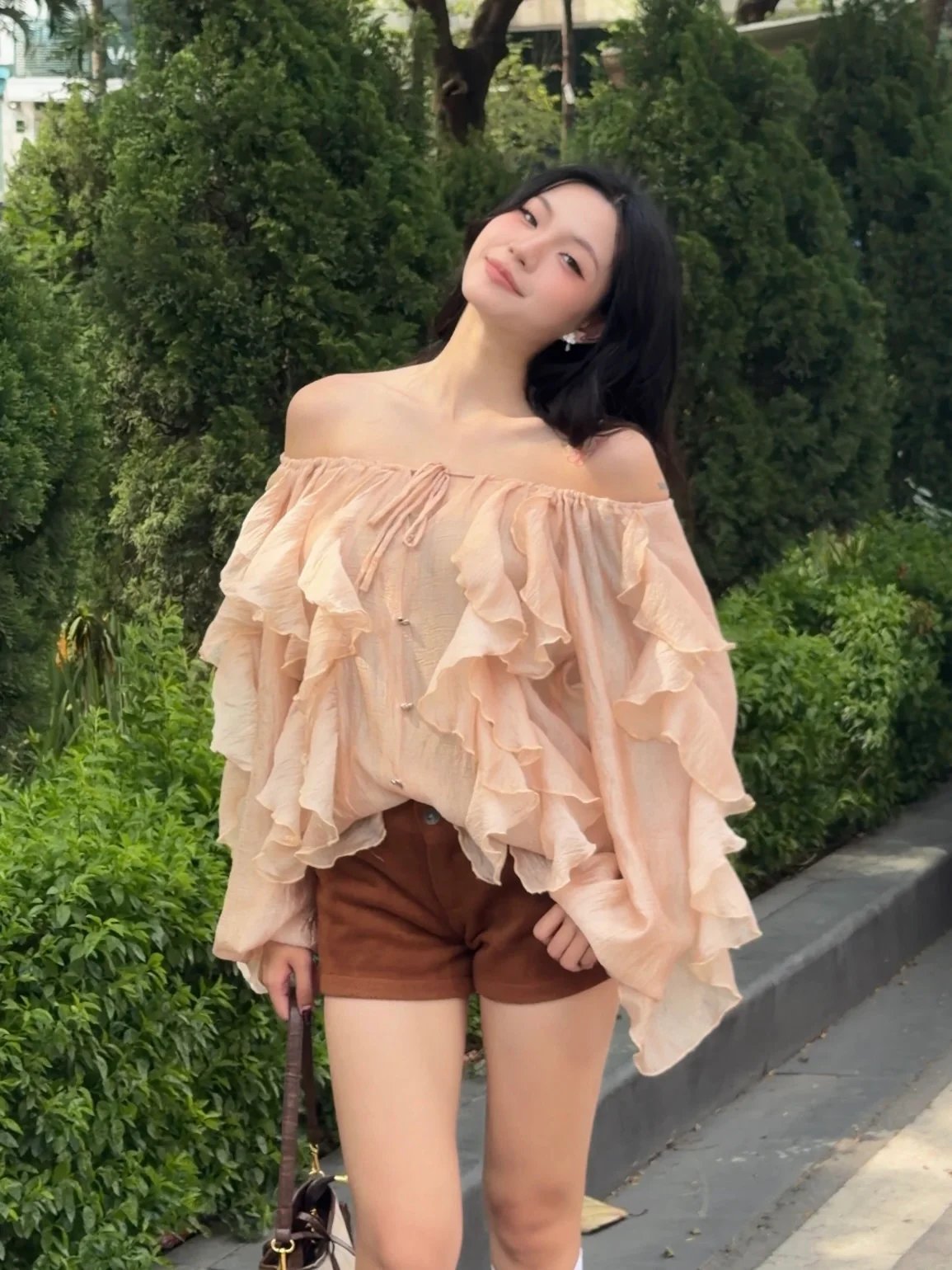 Sugar Crush Hanna Off-the-Shoulder Ruffle Chiffon Top - Nude Pink