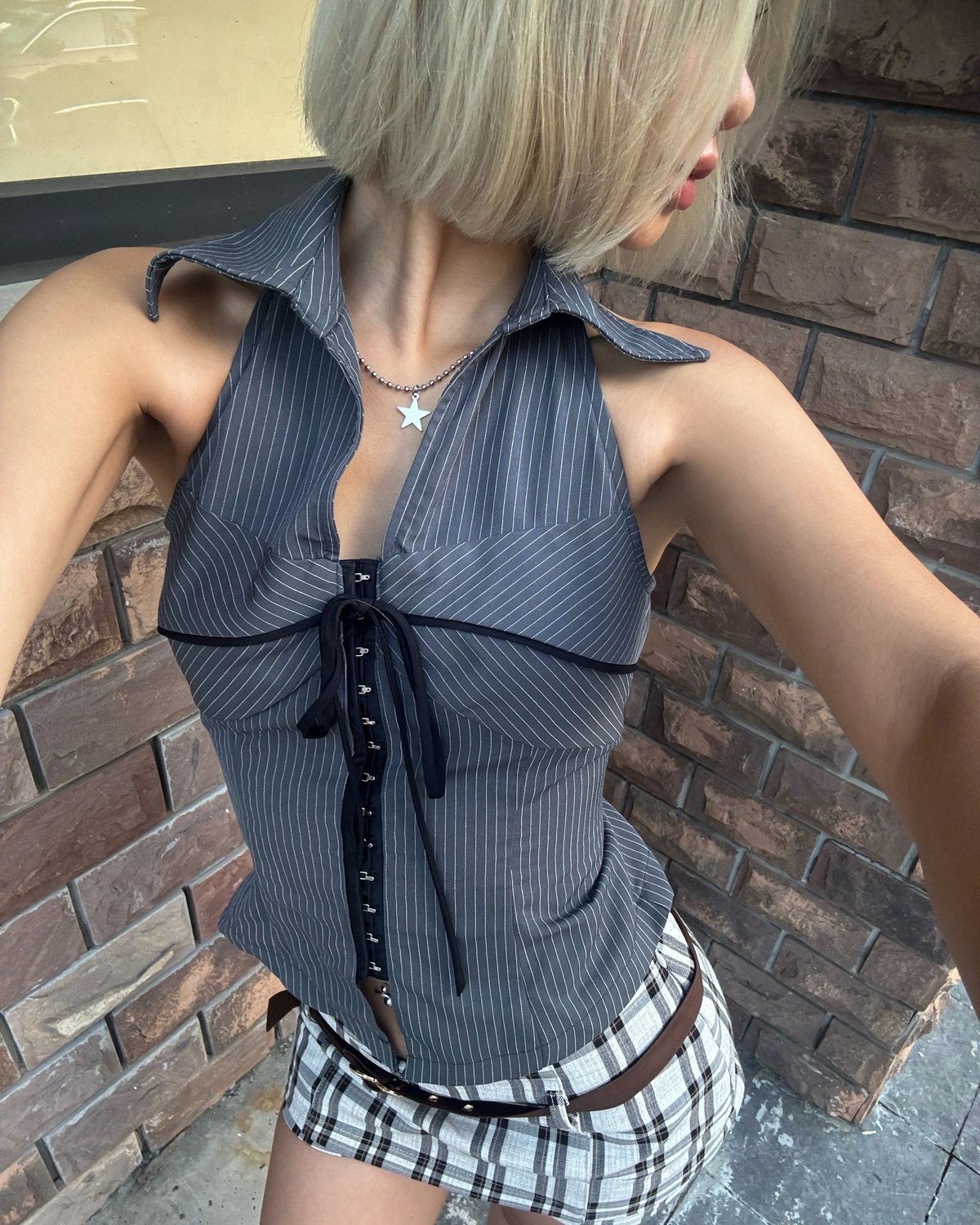 AIAI OFFICIAL Ivy Halter Top 綁帶設計背心式掛脖上衣