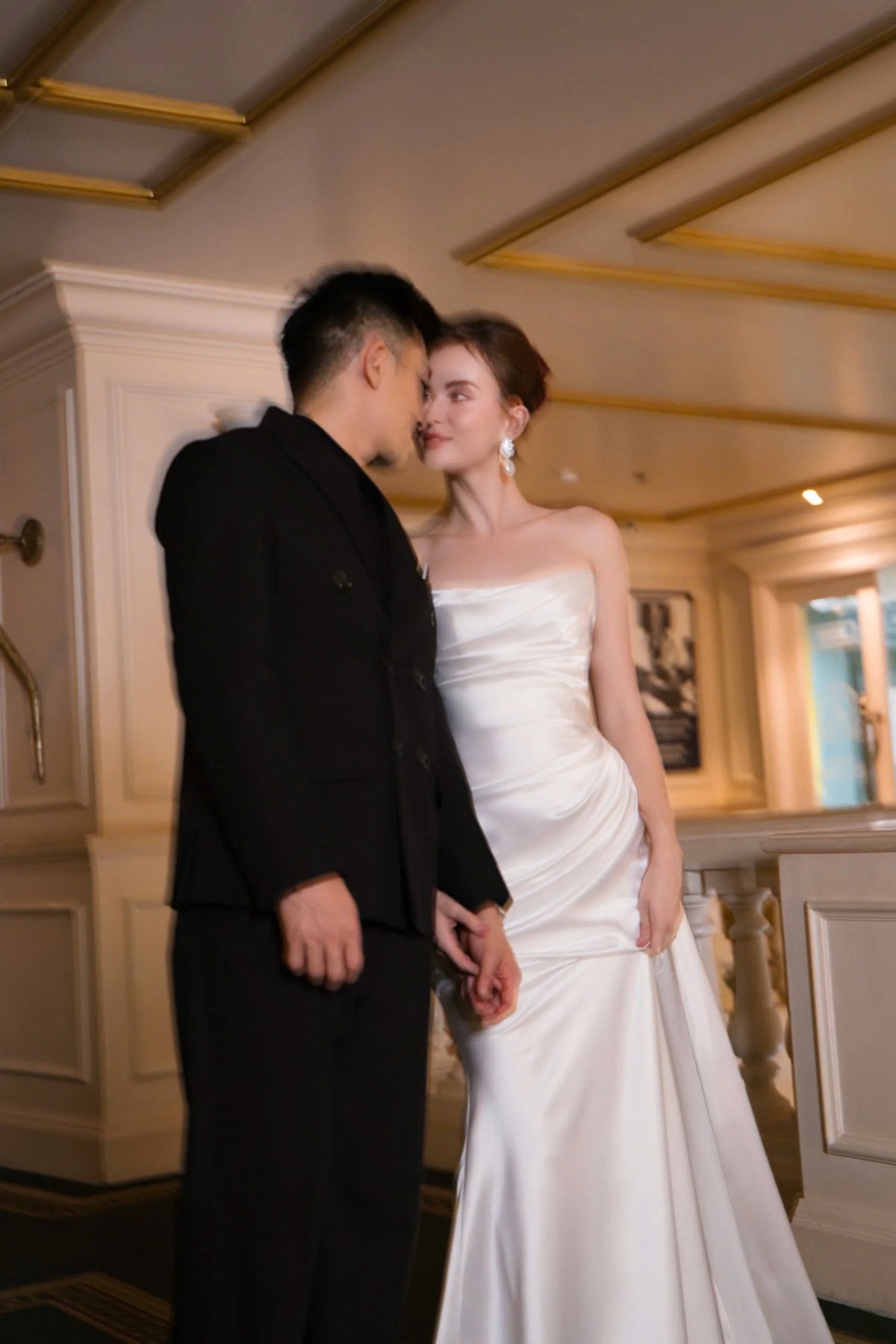 KISSERINE KATHERINE 緞面魚尾婚紗禮服