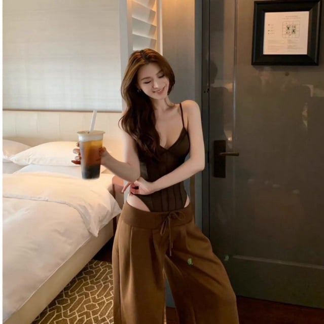 STBR Brown Rosalie Set