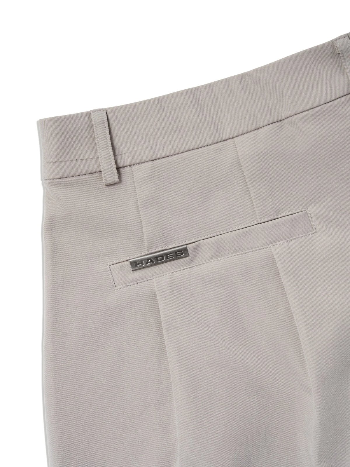HADES Pleated Casual Shorts - Beige