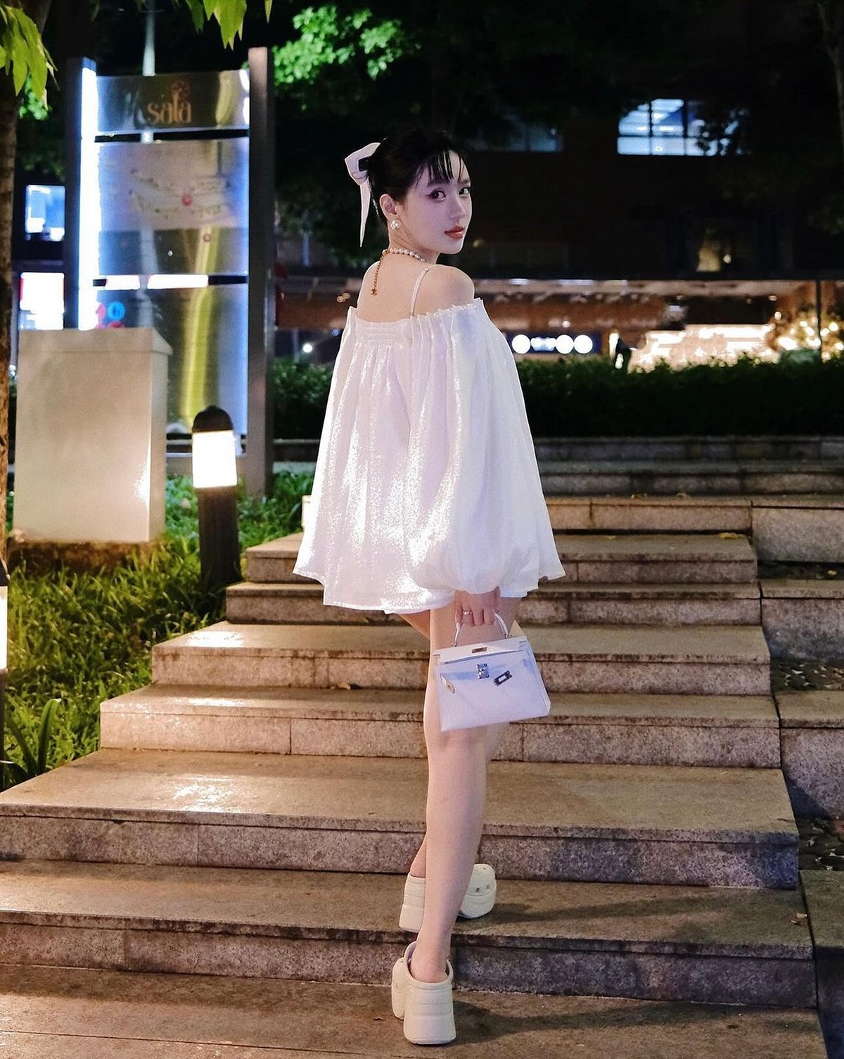DARLING.ISM Kaia Pearl Embellished Silk Off-shoulder Blouse 女裝襯衫