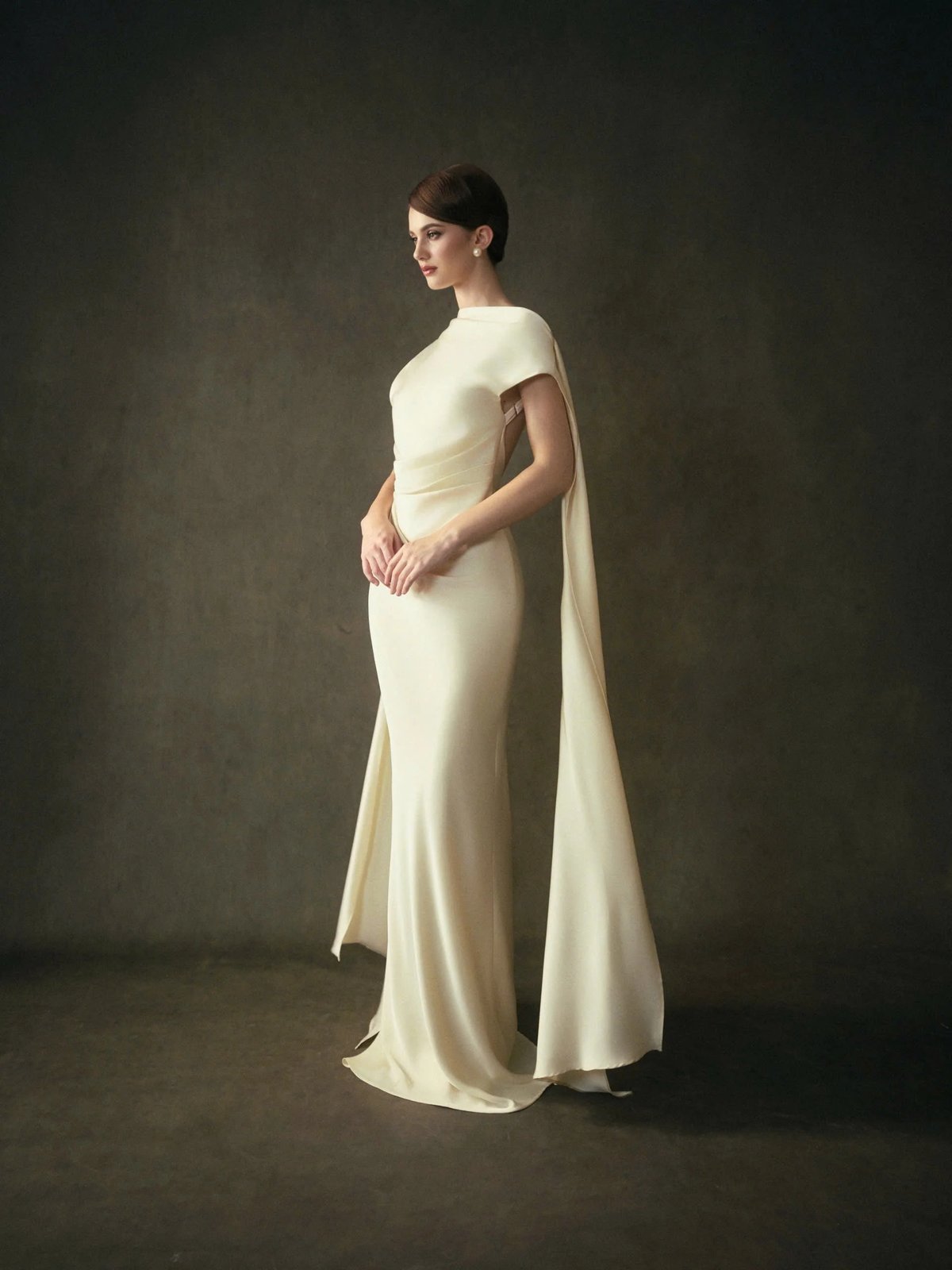 KISSERINE CONSTANCE DRESS 優雅修身絲緞露背長裙