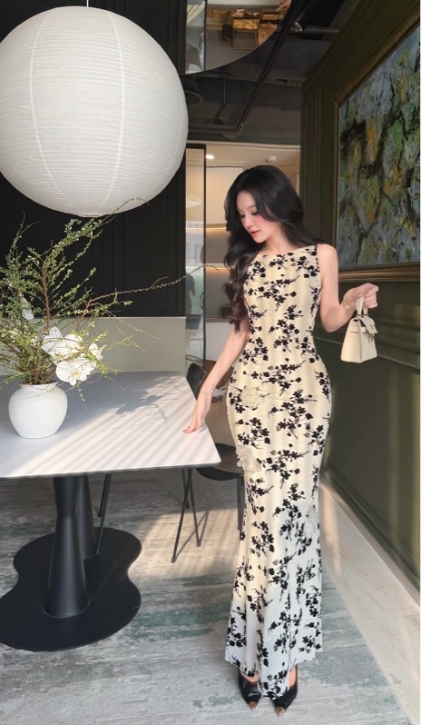 THAOBIBI Sleeveless Backless Floral Maxi Dress