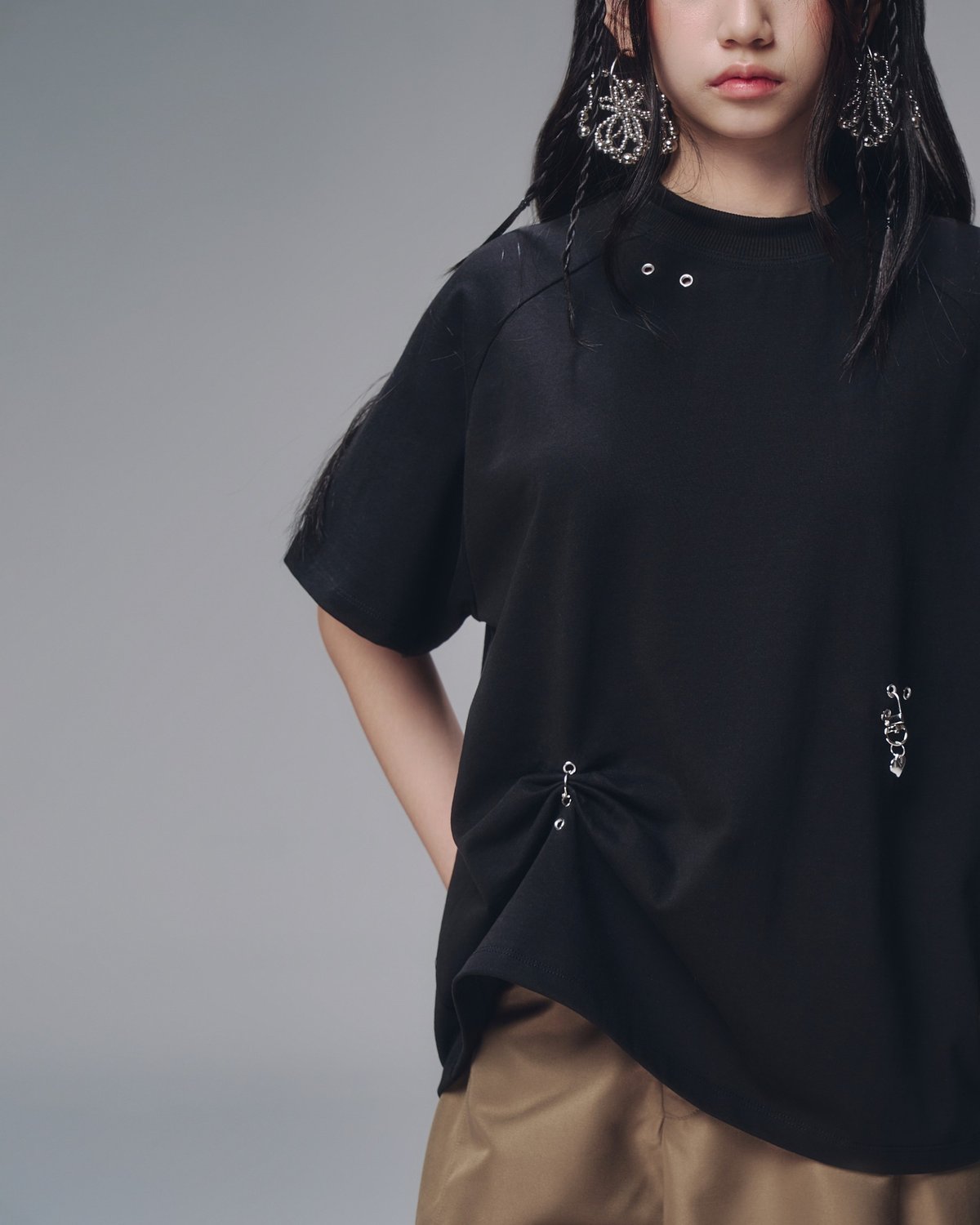 Bunnyhill BUNNY CHARM VER. Loose Fit T-Shirt (Black)