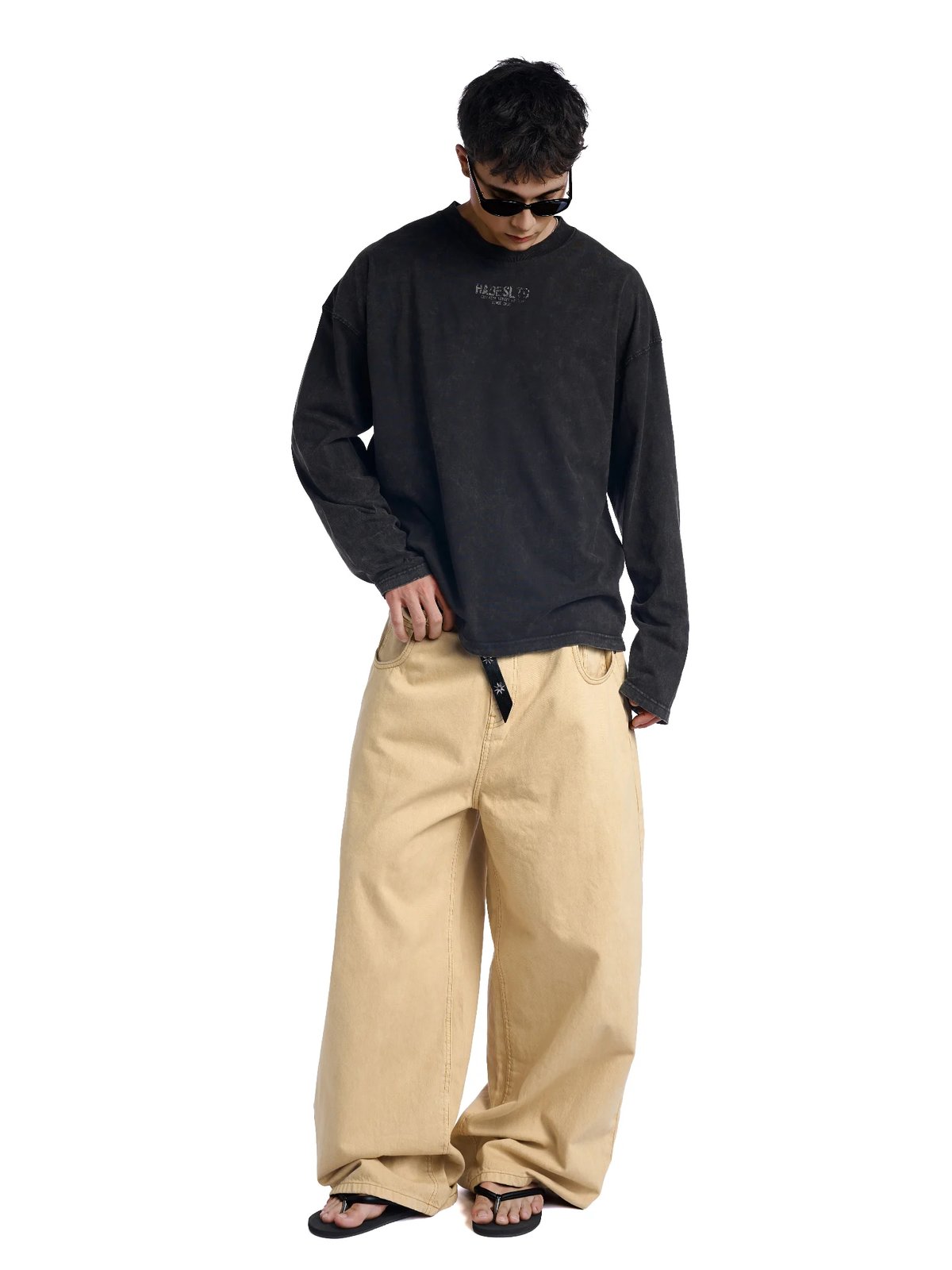 HADES Statement Wash Oversized Longsleeve T-Shirt