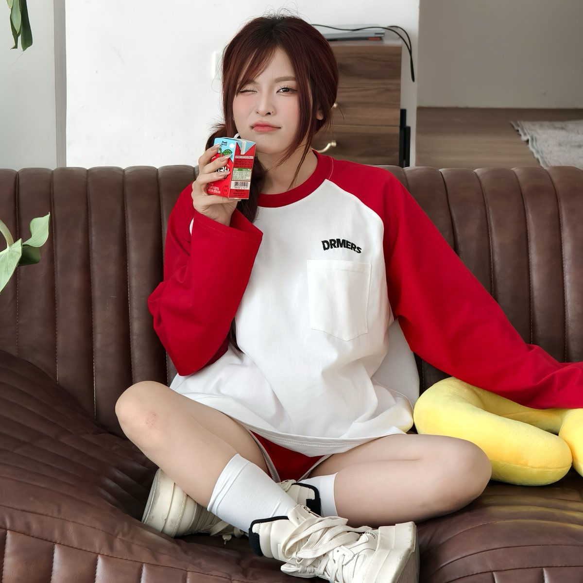 OUTERITY Foal 26 系列 撞色 Raglan 長袖 T-shirt 100% 純棉 Boxy 版型 男女通用