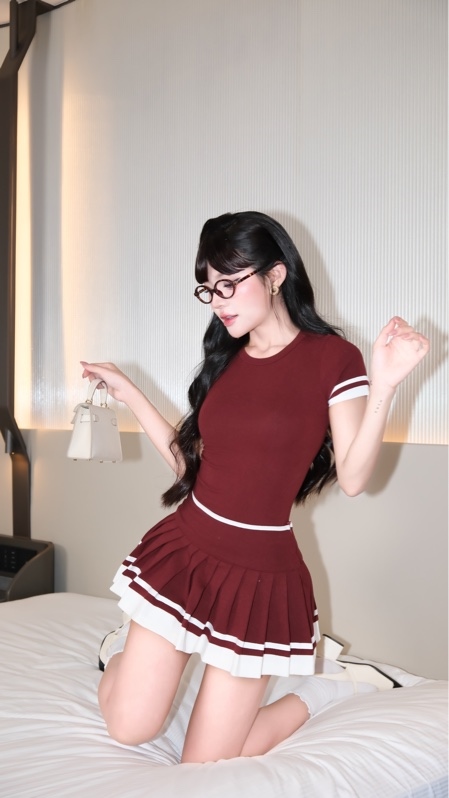 THAOBIBI 學院風百褶裙套裝