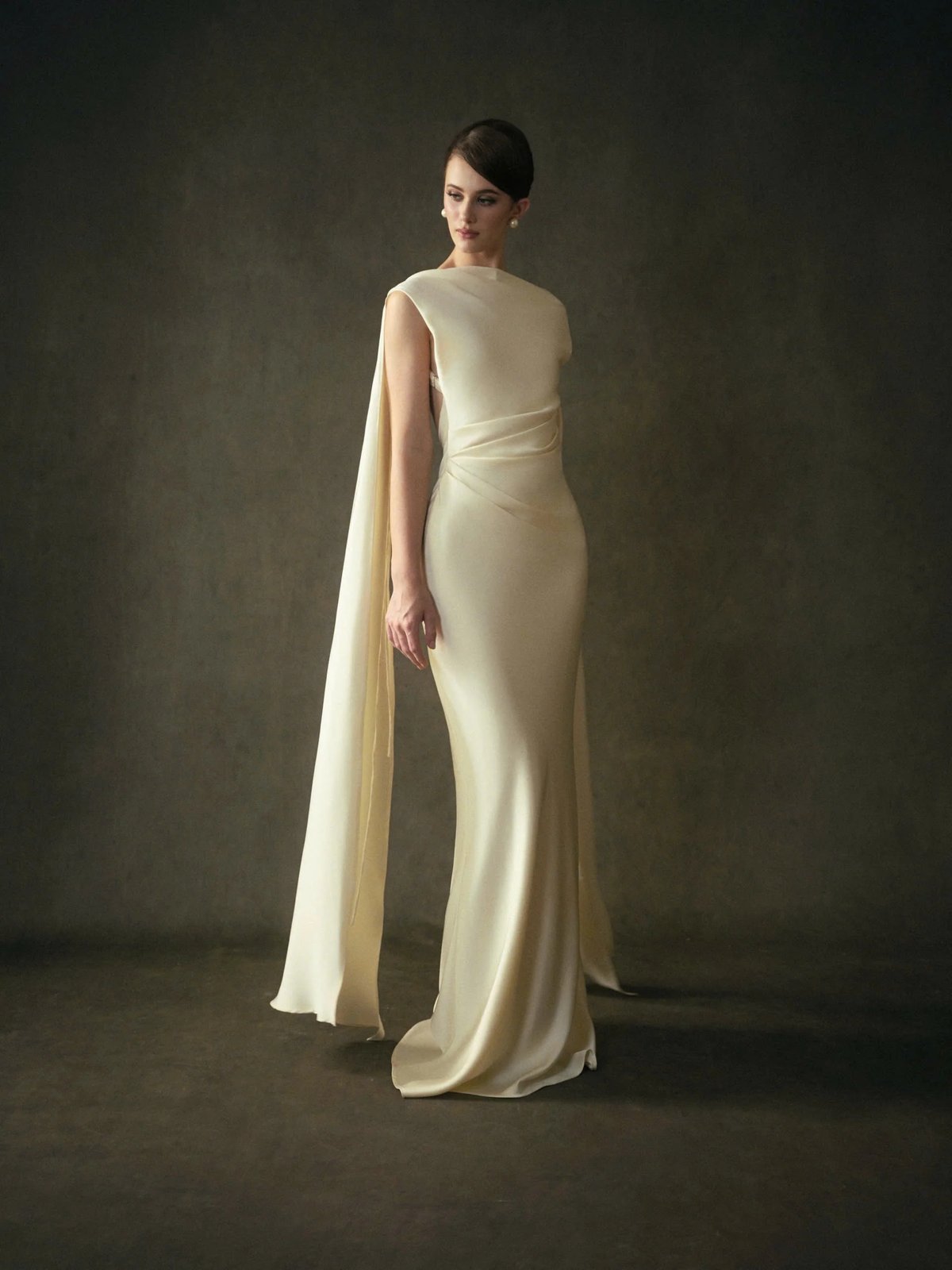 KISSERINE CONSTANCE DRESS 優雅修身絲緞露背長裙
