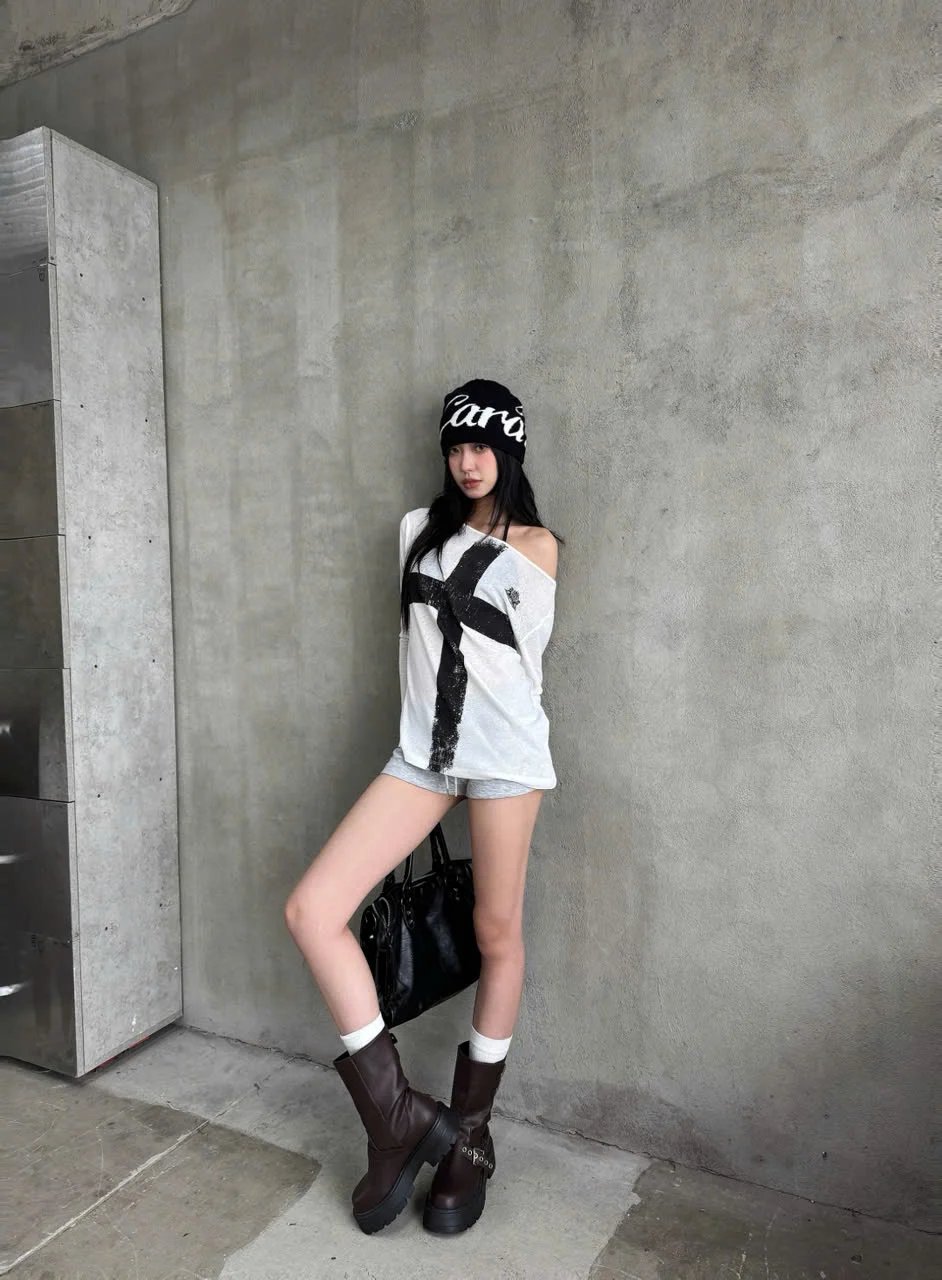 KILL SYSTEM SUPER STAR Glitter Print Low-Rise Fleece Shorts